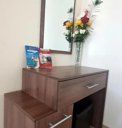 Vasilas #1 Apartment *